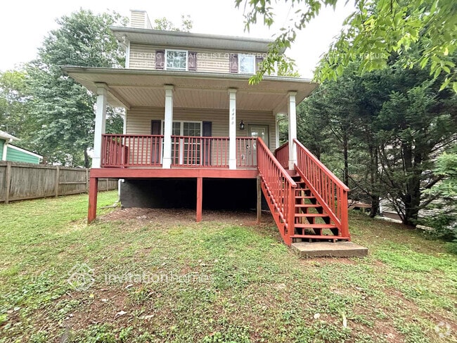 Building Photo - 1418 Woodbine Ave SE