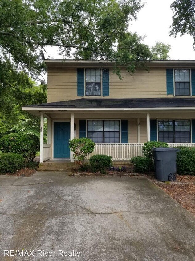 Primary Photo - 2 br, 1.5 bath House - 309 Lake Ave