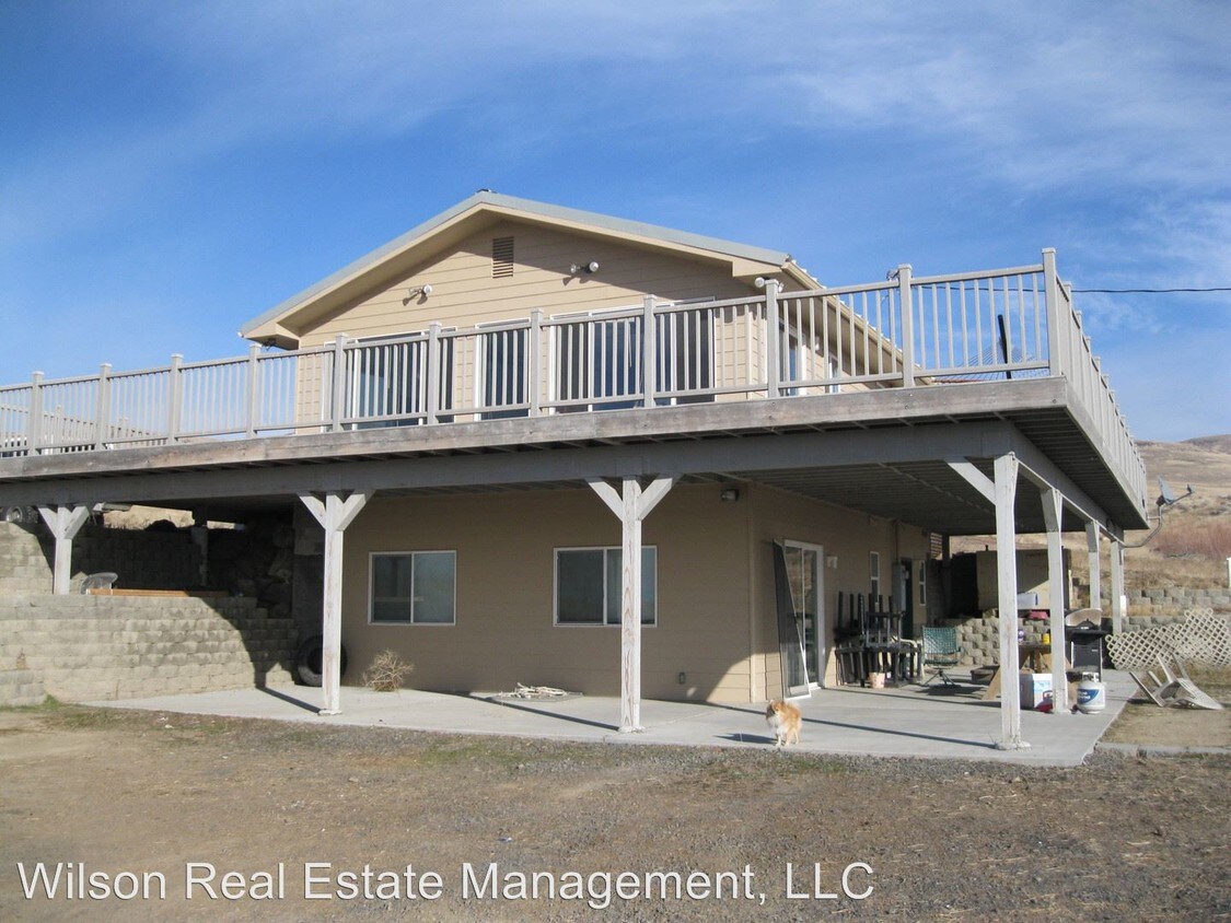 Primary Photo - 11141 Roza Hill Dr