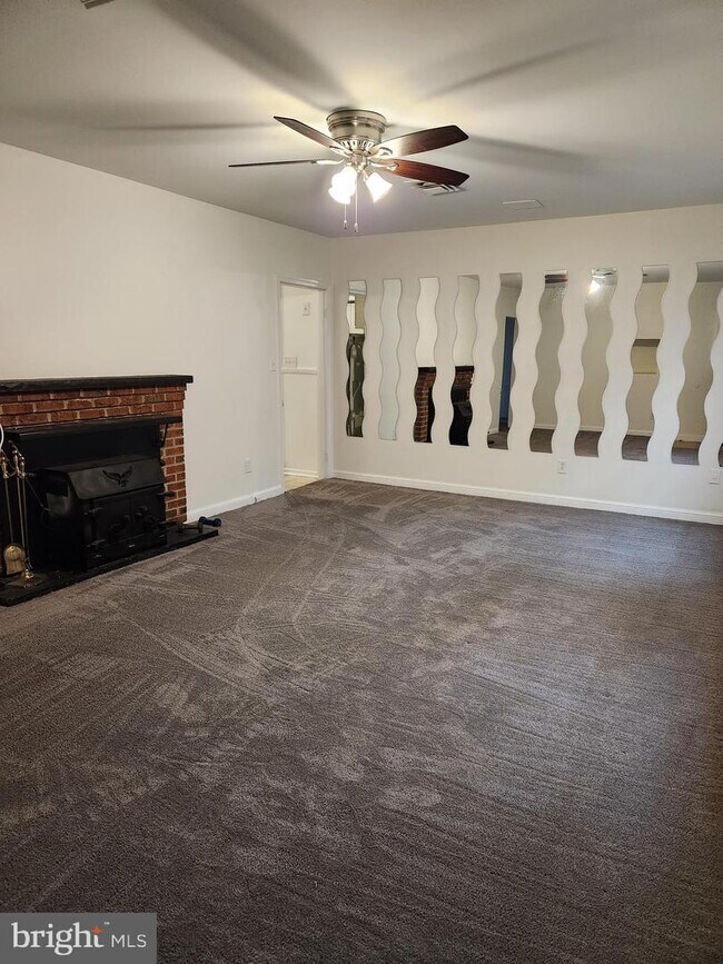 12521 Old Fort Rd, Fort Washington, MD 20744 House for Rent in Fort