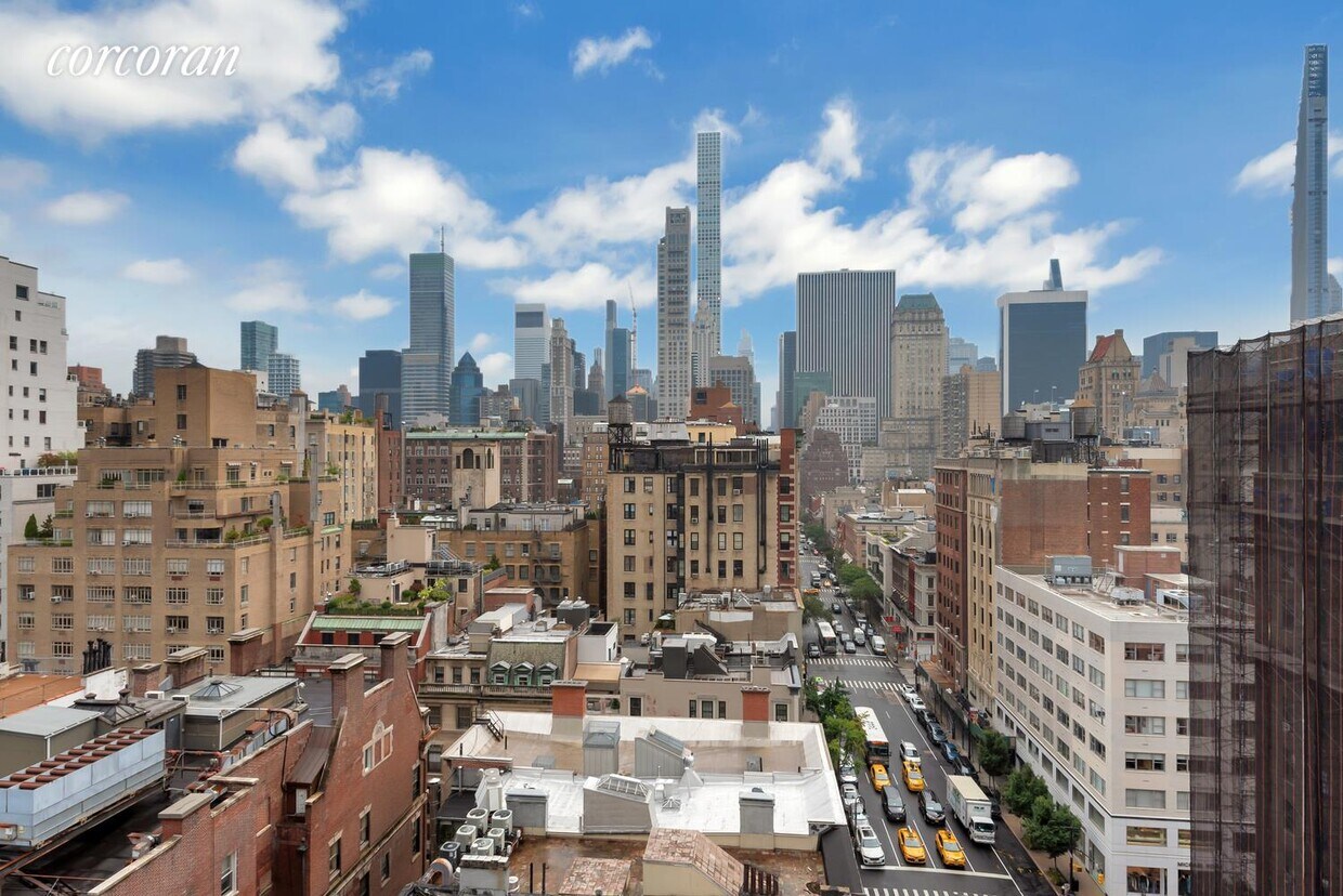 Primary Photo - 30 E 68th St