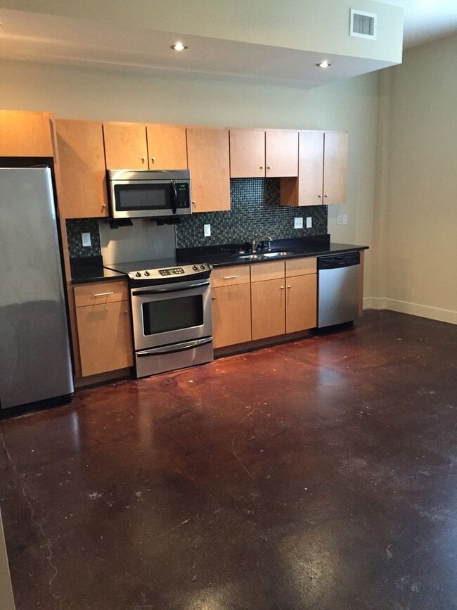 Interior Photo - Montgomery Square Apartments