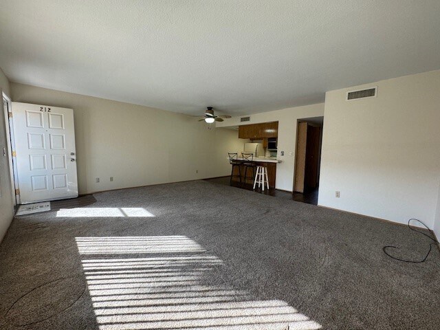 Foto del edificio - 454 Riverfront Dr
