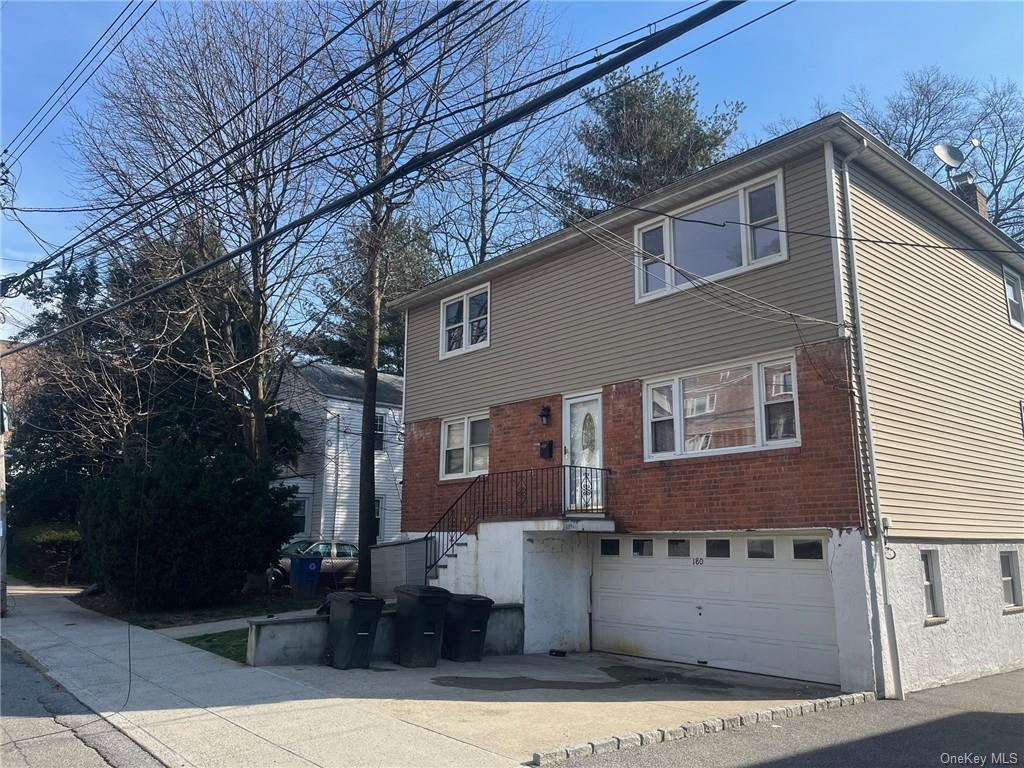 Primary Photo - 180 Crescent Pl