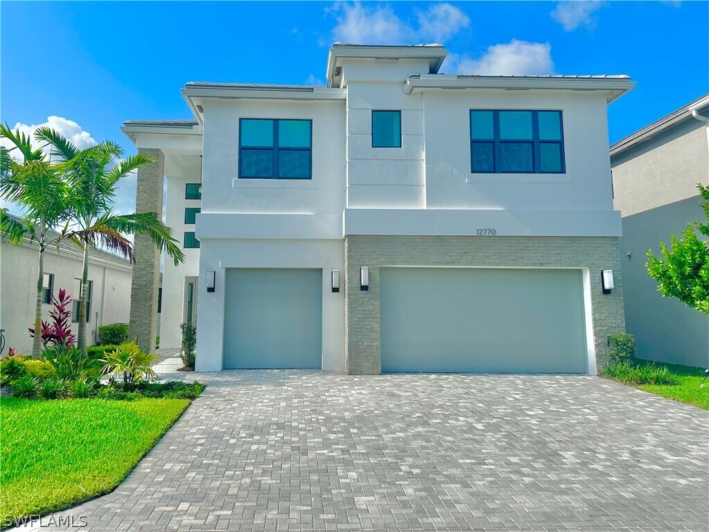 Primary Photo - 12770 Woodbury Dr