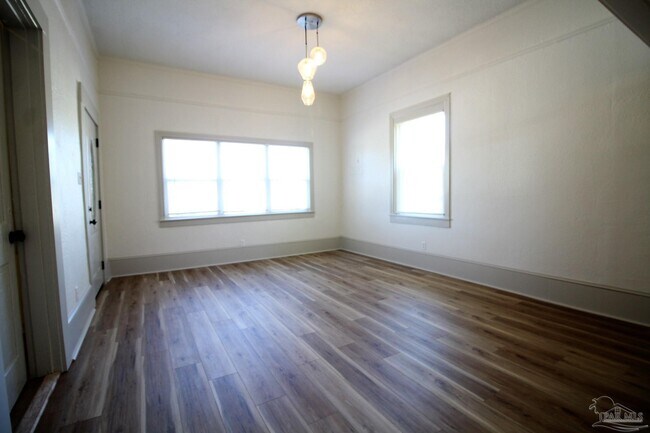 Building Photo - 1214 N 7th Ave
