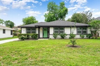 Building Photo - 3302 Westridge St