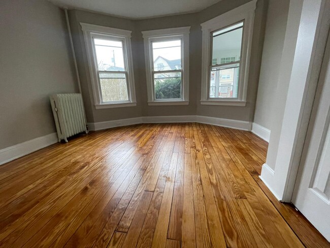 Foto del edificio - 42 Dehart Pl