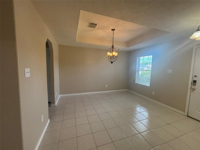 Building Photo - 5214 Ginseng Dr