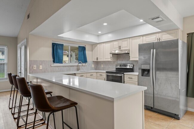 Foto del edificio - 304 Old Course Dr