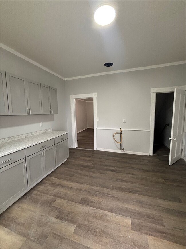 Foto del edificio - 622-632-632 Lewis St