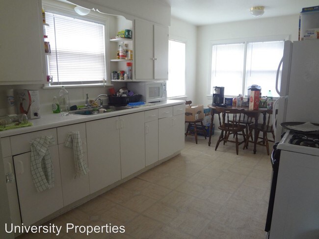 Building Photo - 5 br, 2 bath Room For Rent - 919 Brookley