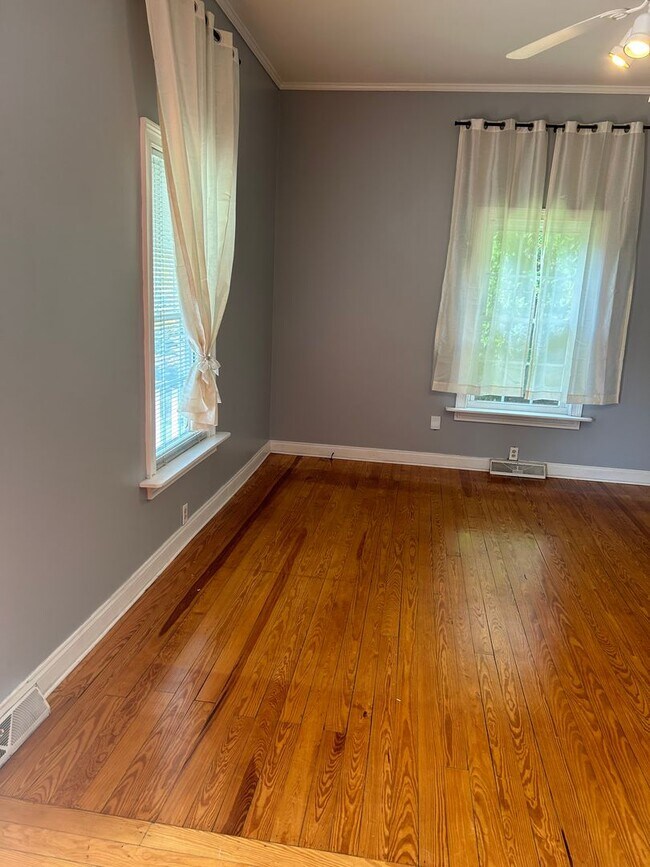 Foto del edificio - Greenville, 2BD/2BA, 1402SF
