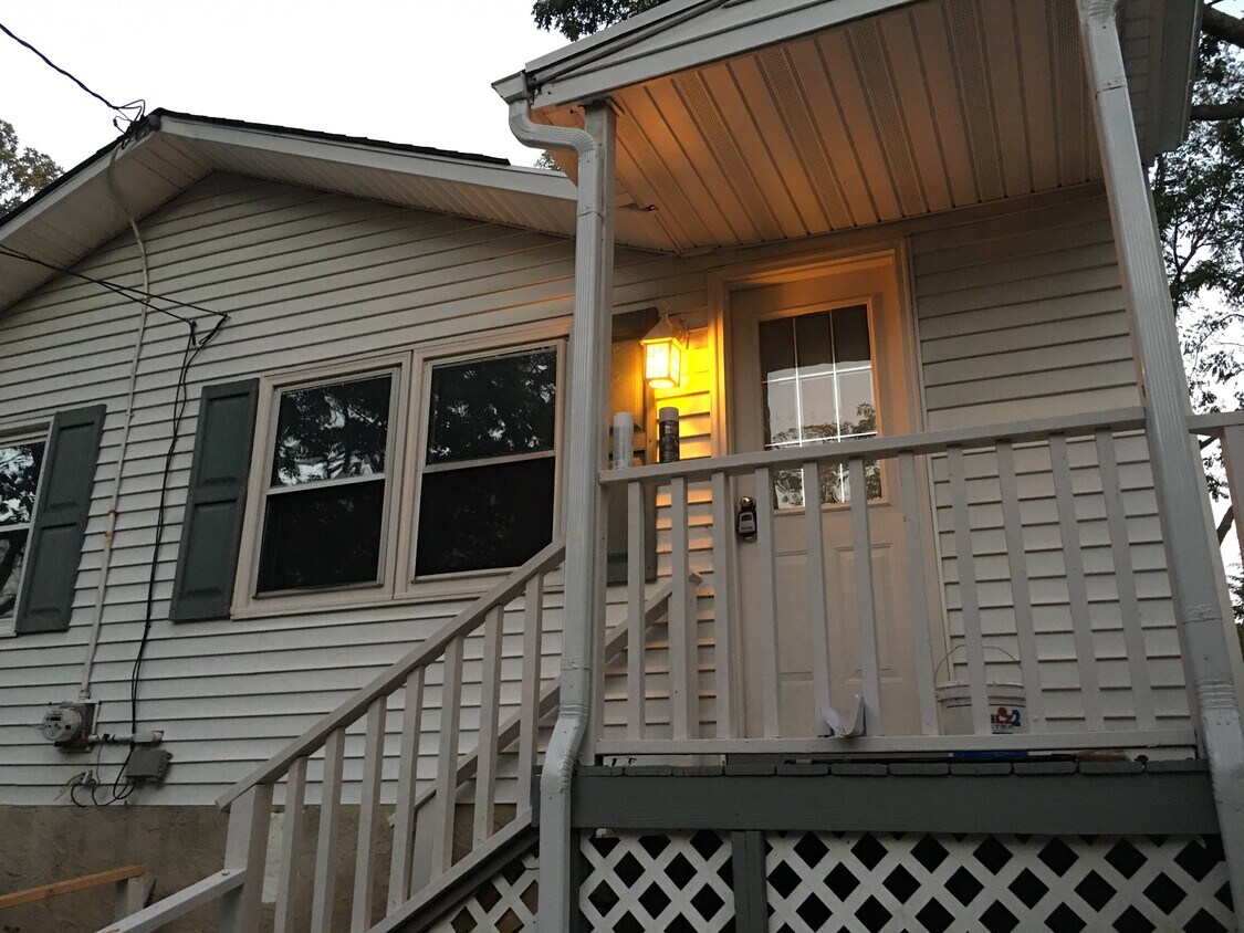 173 Broadway, Rocky Point, NY 11778 House Rental in Rocky Point, NY