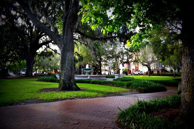 Near by park - 101 W Oglethorpe Ave