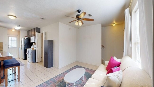 Building Photo - 1113 Gridiron Dr