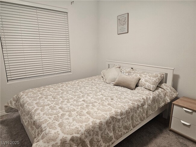 Building Photo - 8033 Adelaide Hls St