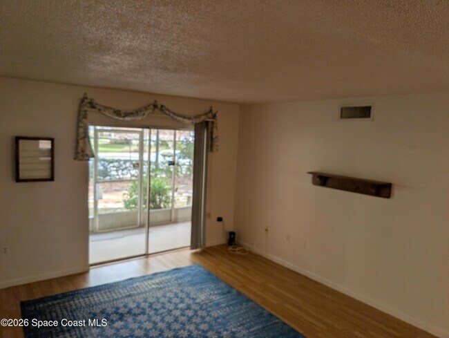 Building Photo - 3135 Shady Dell Ln