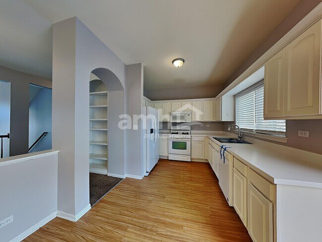 Foto del edificio - 2409 Courtyard Cir