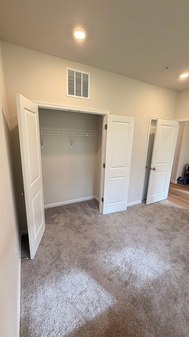 Ground floor bedroom (private) - 9626 Killenney Pl Townhome