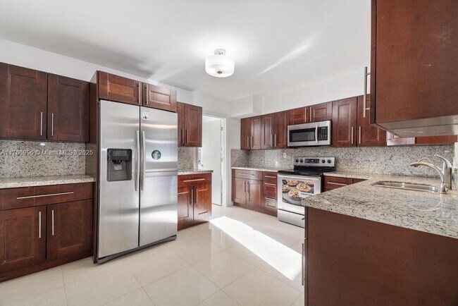 Foto del edificio - 4777 NW 5th St