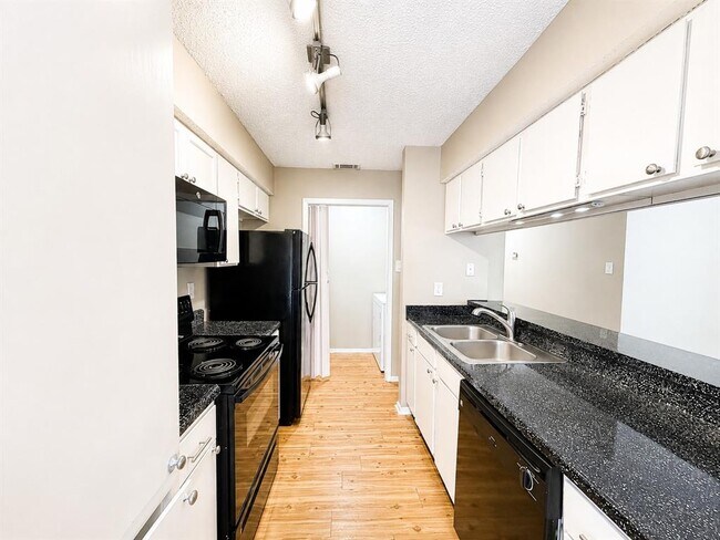 Foto del edificio - 10507 Mellow Ln