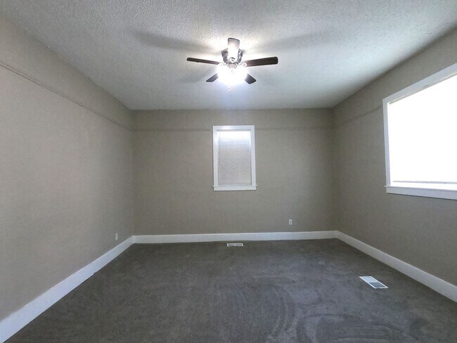 Building Photo - Newly Renovated Home in South Memphis