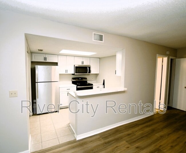 Building Photo - 4317 Melissa Ct W