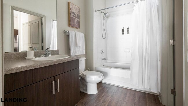 Building Photo - 10051 Perimeter Station Dr