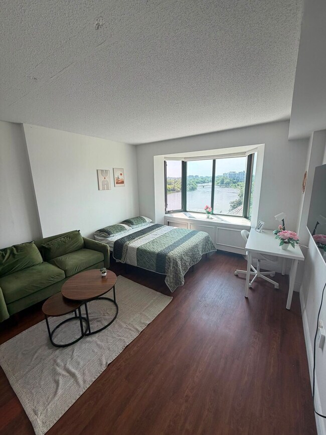 Photo du bâtiment - 550 Rue Wilbrod St
