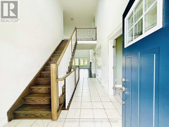 Building Photo - 266 Snowberry Ln