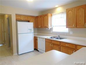 Building Photo - 4198 Gardenia Dr
