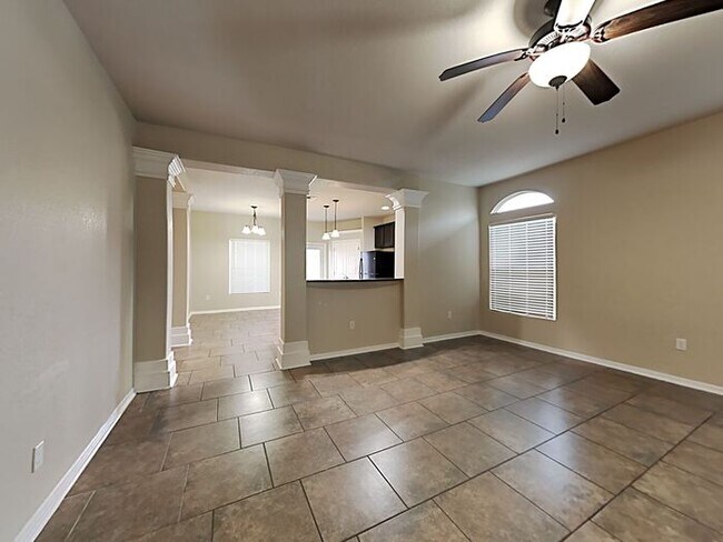 Foto del edificio - No App Fees. $1000 off 1st Months Rent*