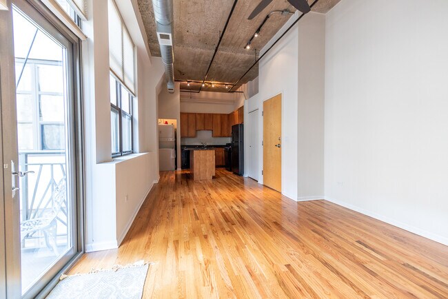 Foto del edificio - 758 N Larrabee St