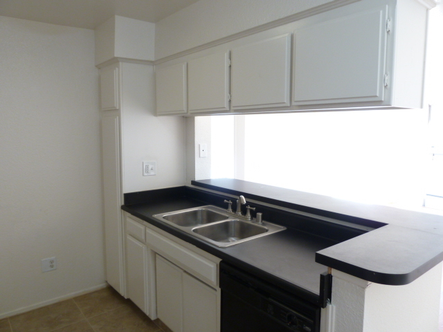 Building Photo - 11136 Hesby St
