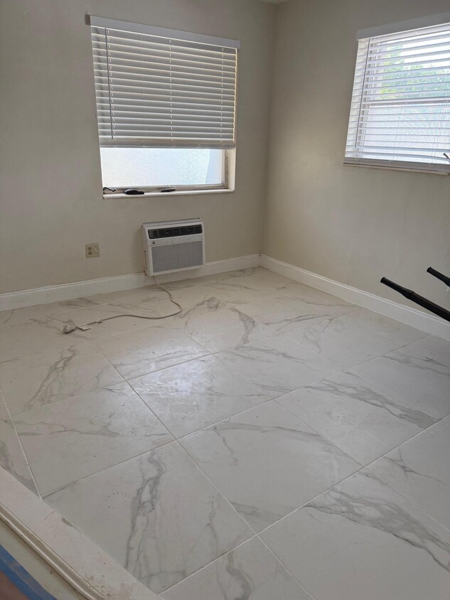 Foto del edificio - 841 NW 39th St