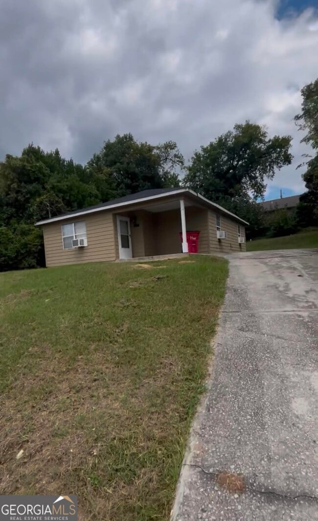 Building Photo - 1417 Woodliff St
