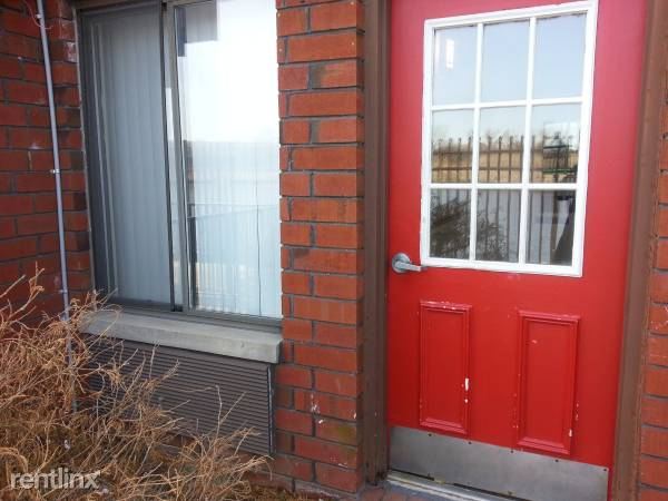 Foto del edificio - 10825 Seaview Ave