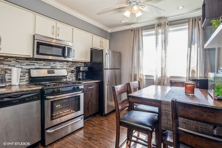 Foto principal - 116 Boardwalk St