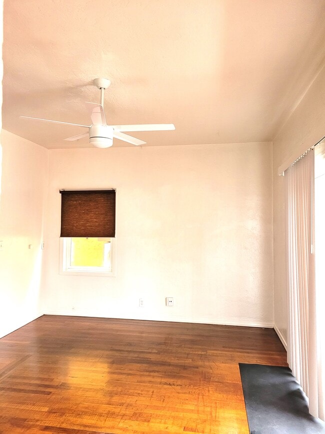 Building Photo - 712 Santa Rita Plz