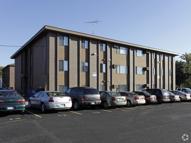 Campus Side Rentals - Saint Cloud, MN | Apartments.com Campus Side Rentals - Saint Cloud, MN | Apartments.com