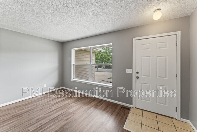 Building Photo - 8580 Kill Creek Rd