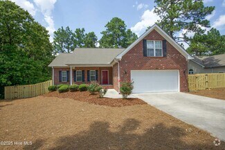 Building Photo - 1830 Longleaf Dr E