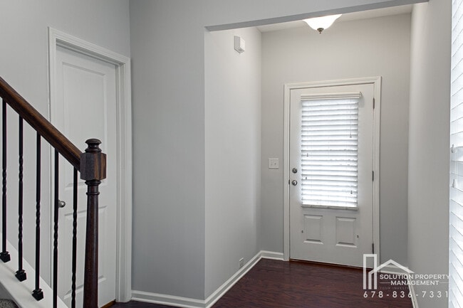 Foto del edificio - 332 Hardy Ives Ln