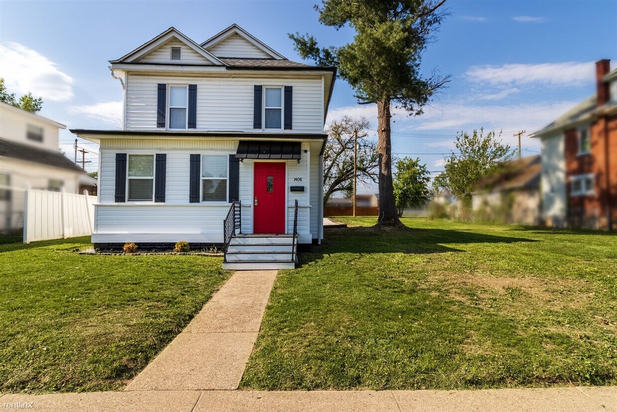 3 br, 1.5 bath House 1408 10th Avenue House for Rent in Huntington