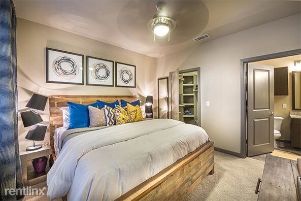 Foto del edificio - 1 br, 1 bath  - 23530 Interstate 45