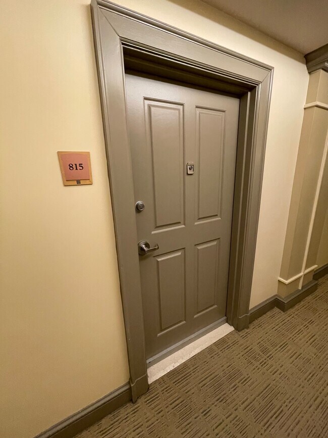Foto del edificio - 777 7th St NW