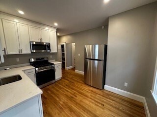 Foto principal - 42-44-44 Caughey St