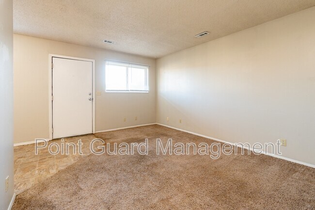 Foto del edificio - 7345 Newell St