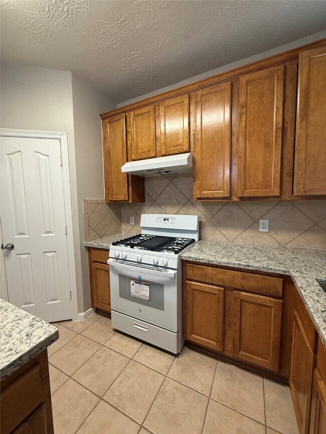 Building Photo - 5726 Rocky Trail Dr